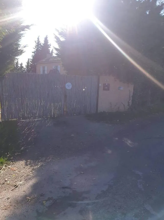 Bed & Breakfast Chambre Independante A La Campagne Puycalvel Lautrec